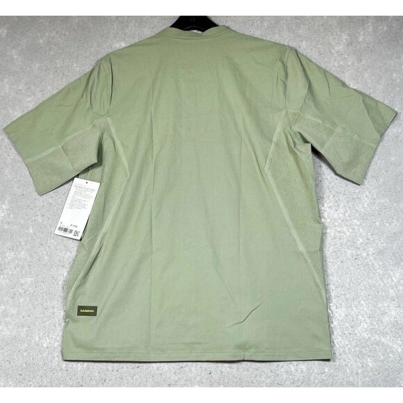Lululemon Size Medium Green Water Repellent Hiking Short Sleeve Shirt NWT - Picture 7 of 10